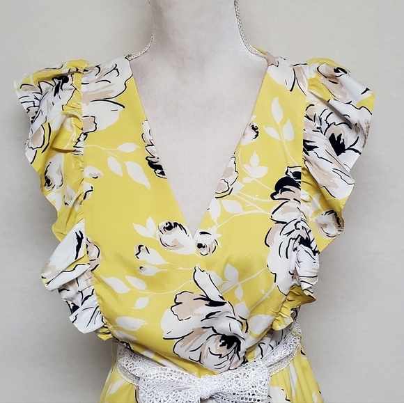 Eliza J Yellow Floral Flutter Sleeve Lace Tie-Waist Midi Summer Dress 8 - Picture 3 of 13